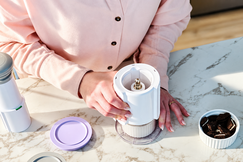 Compact Ice Cream Maker with Pints